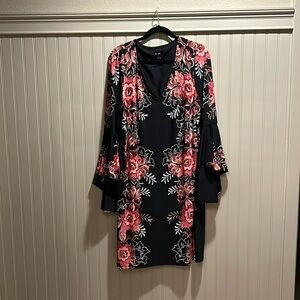 MSK Dress with dramatic Bell Sleeves in Beautiful Floral Jersey Stretch Size 14